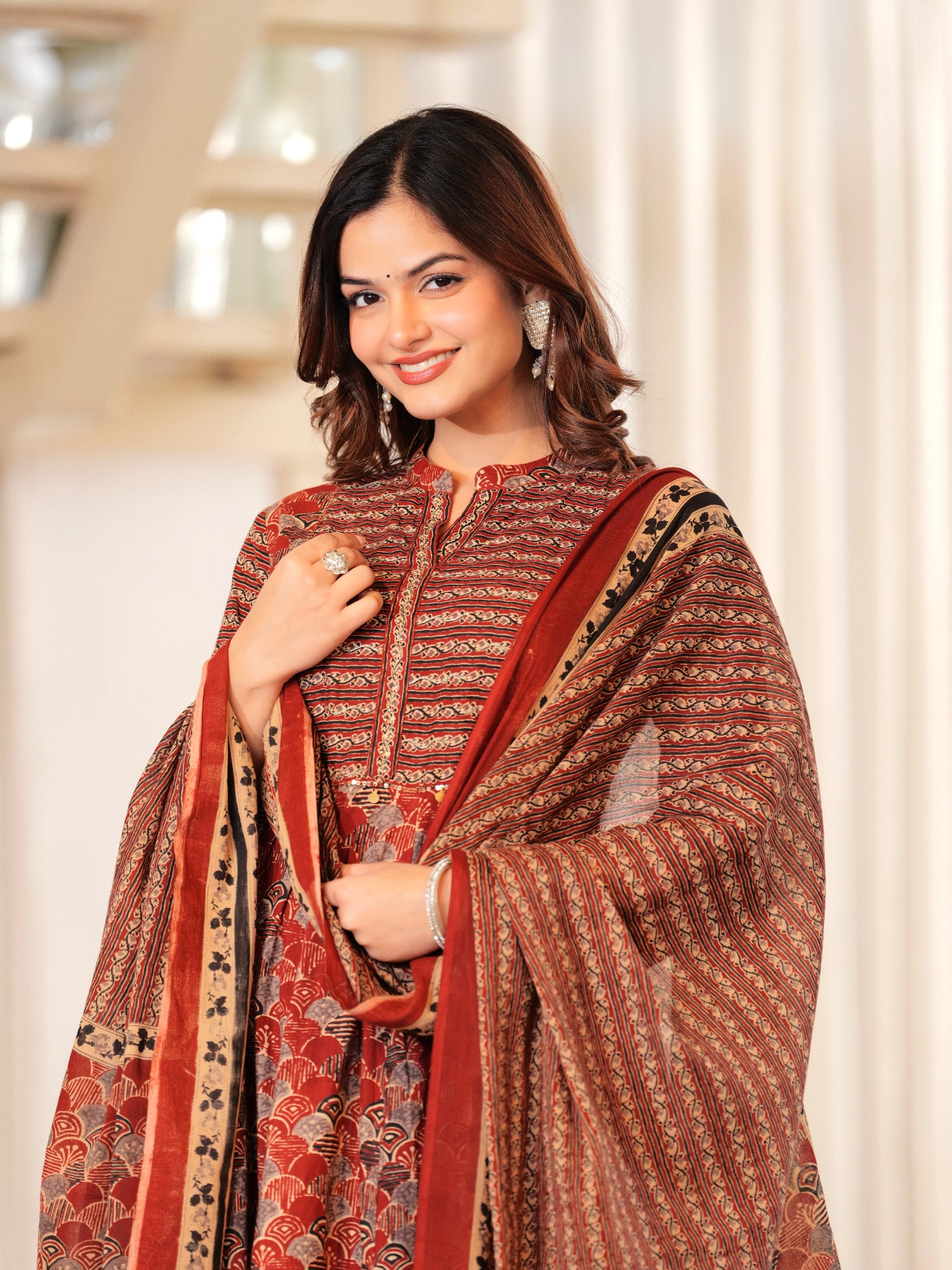 Maluka Women Cotton Floral Printed Kurta Pant With Dupatta Set