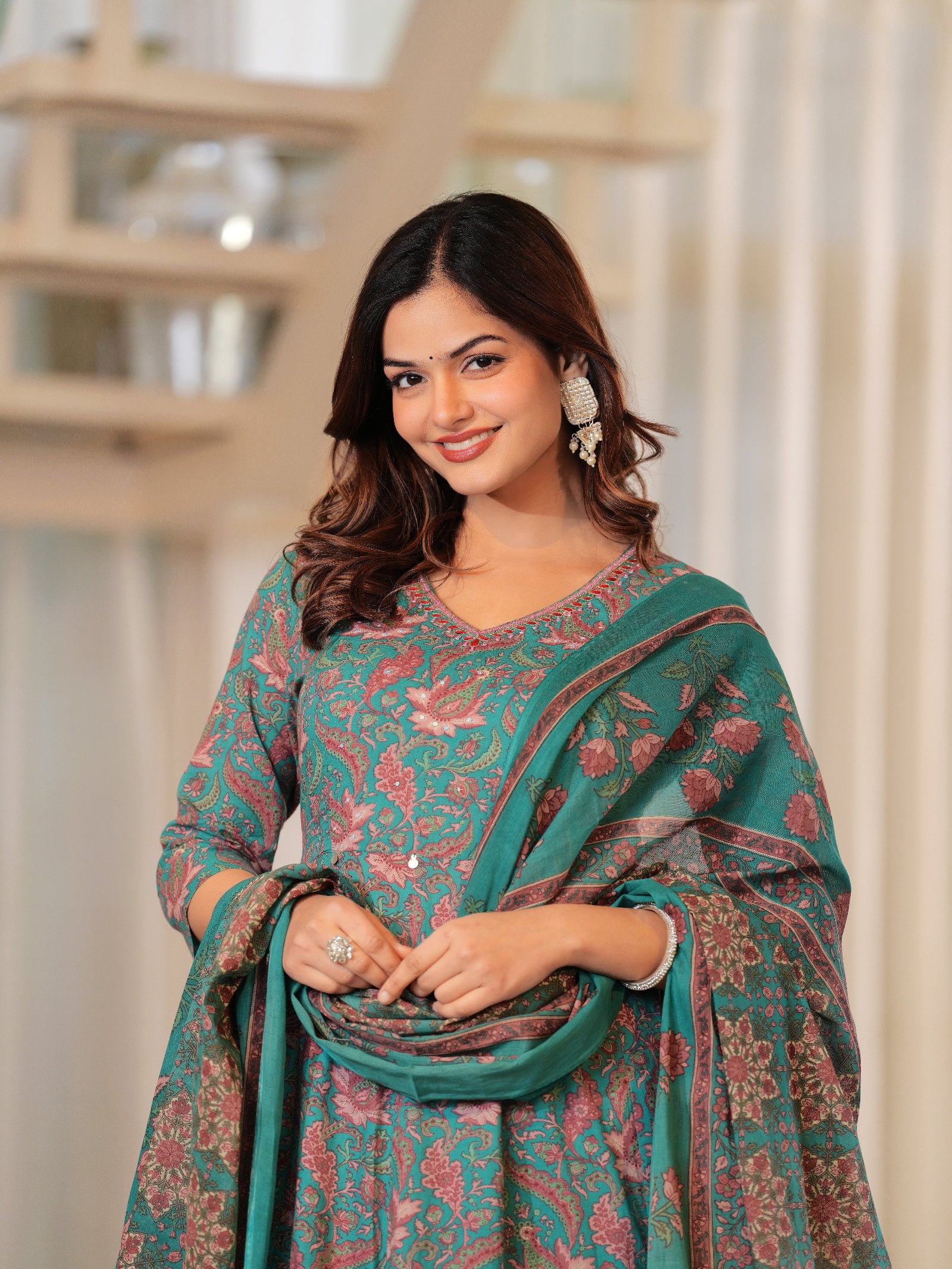 Maluka Women Grey Cotton  Printed Kurta Pant Dupatta Set