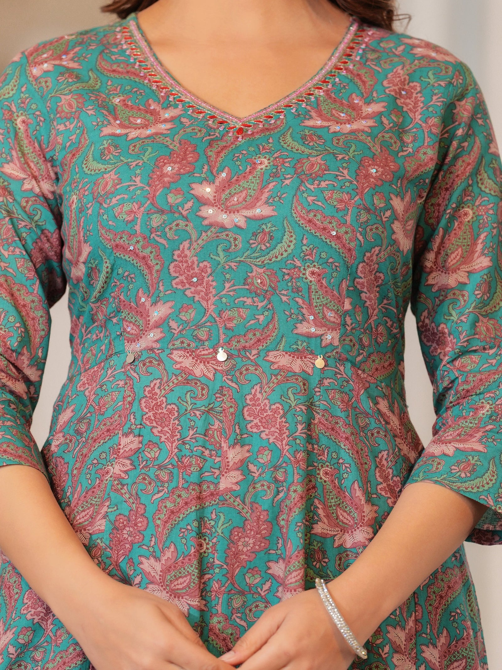 Maluka Women Grey Cotton  Printed Kurta Pant Dupatta Set