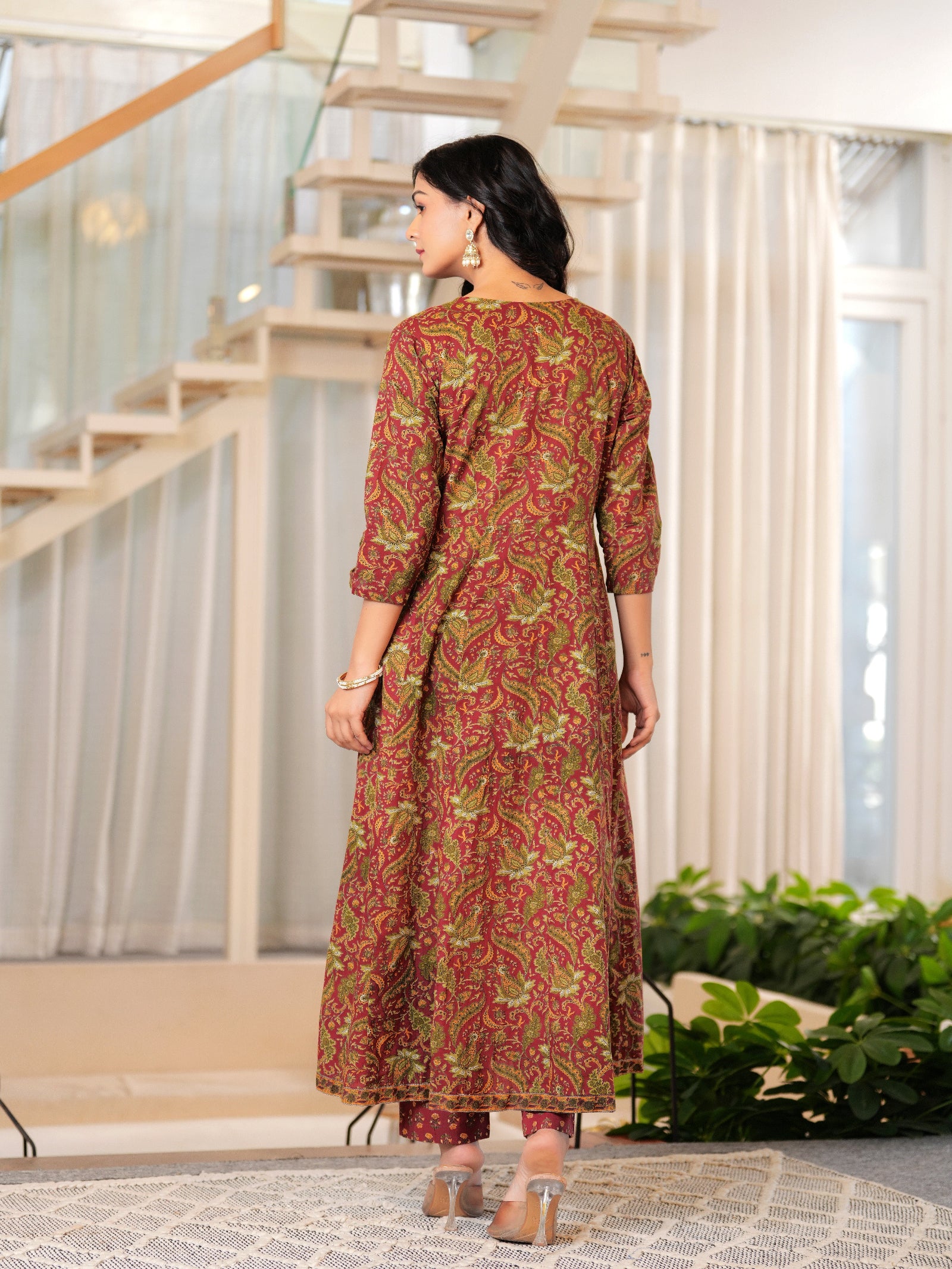 Maluka Women Maroon Cotton Printed Kurta Pant Dupatta Set