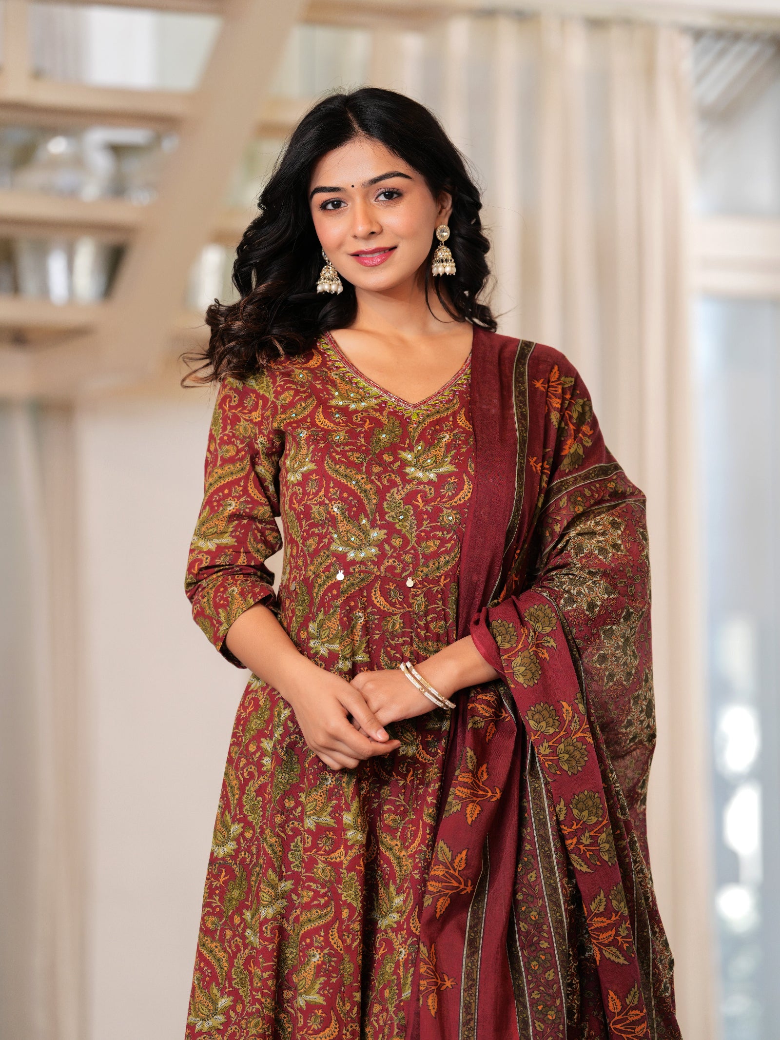 Maluka Women Maroon Cotton Printed Kurta Pant Dupatta Set