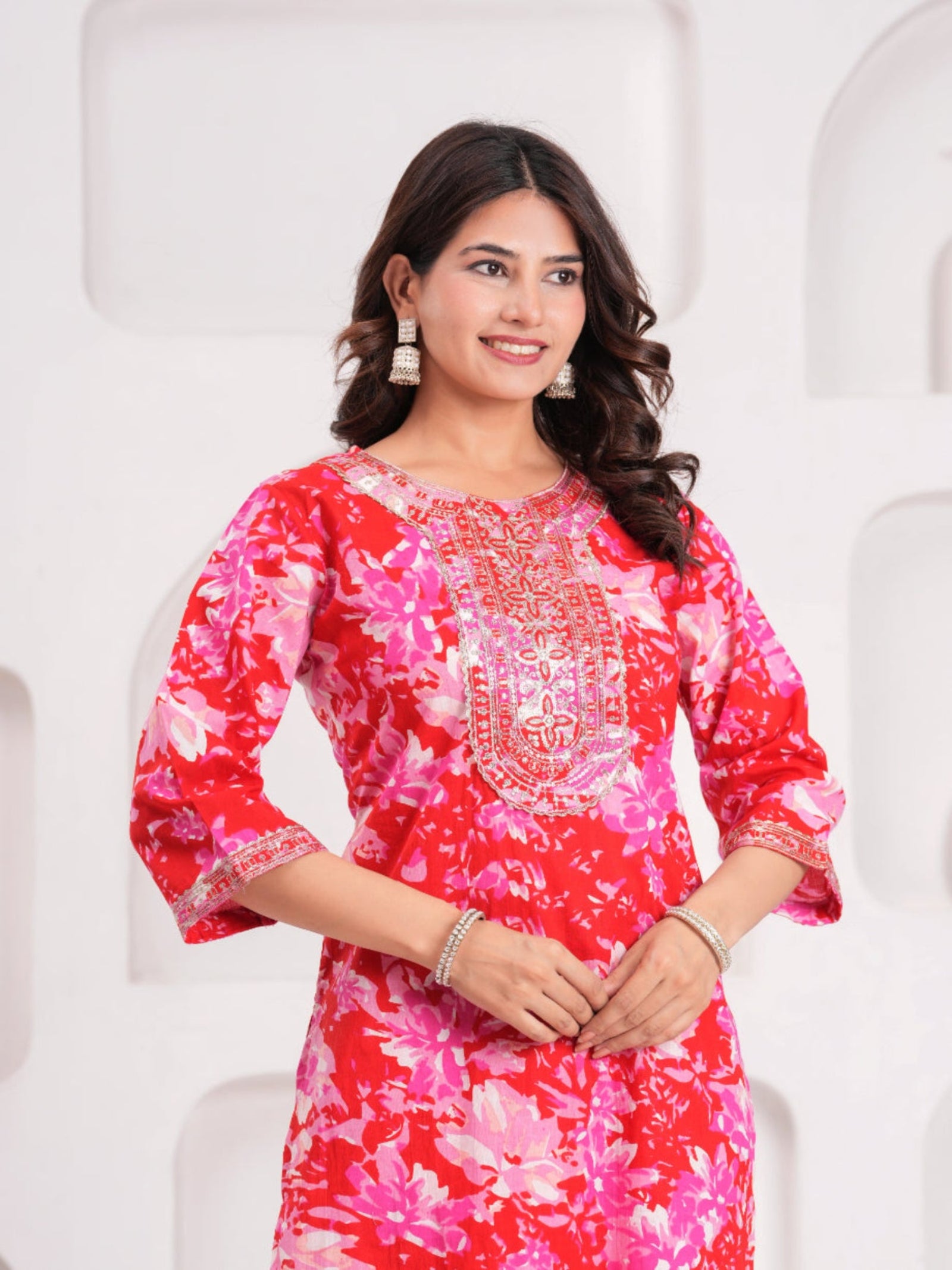 Maluka Women Cotton Printed Kurta Pant Set