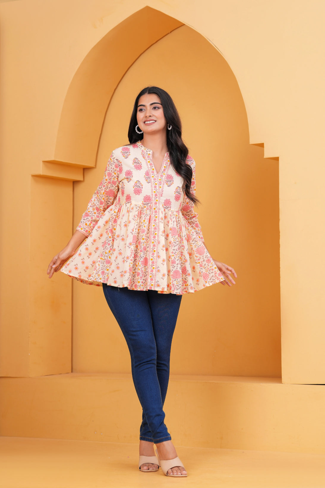 Maluka Women Cotton Pink Floral Printed Top