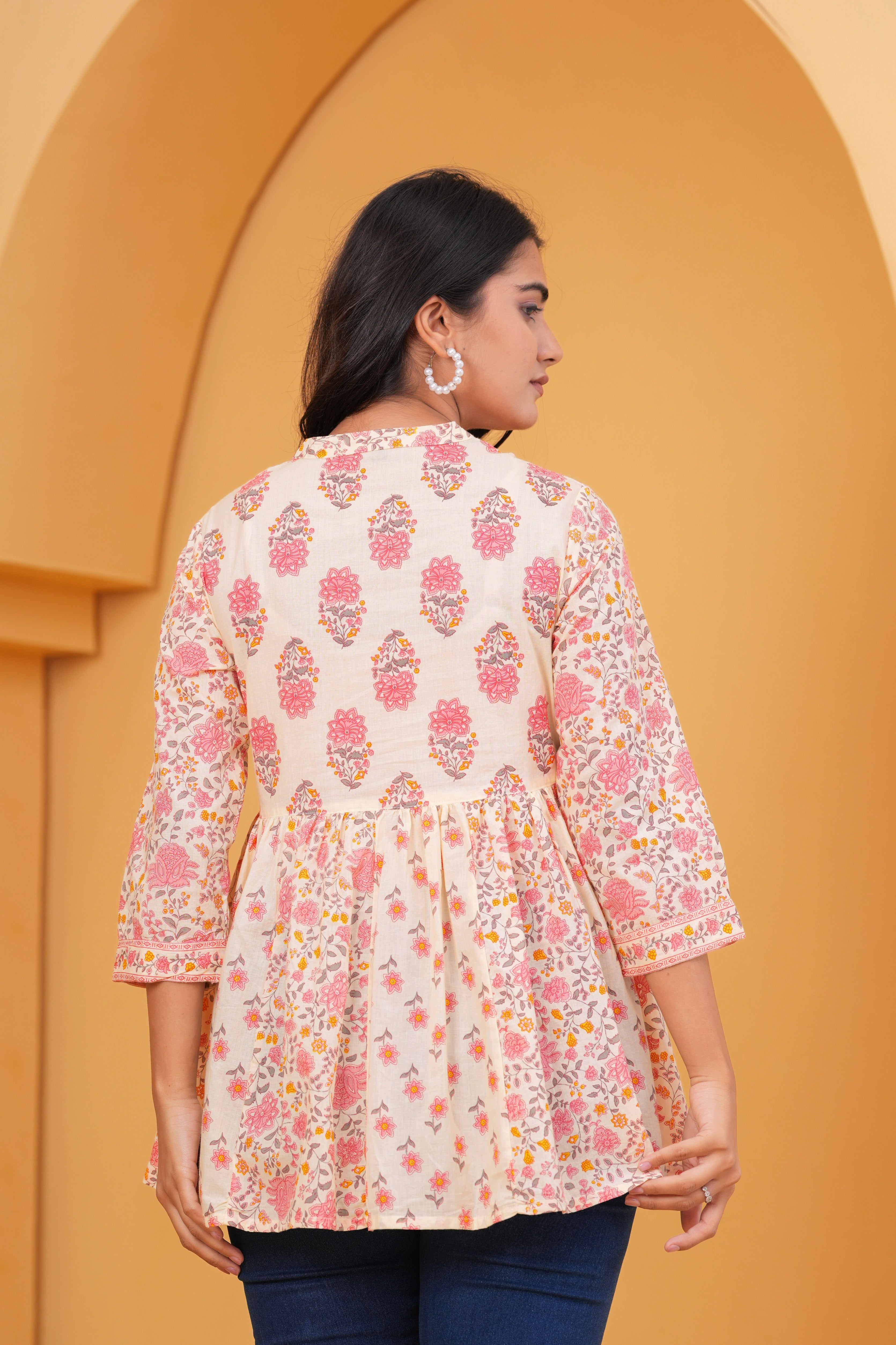 Maluka Women Cotton Pink Floral Printed Top