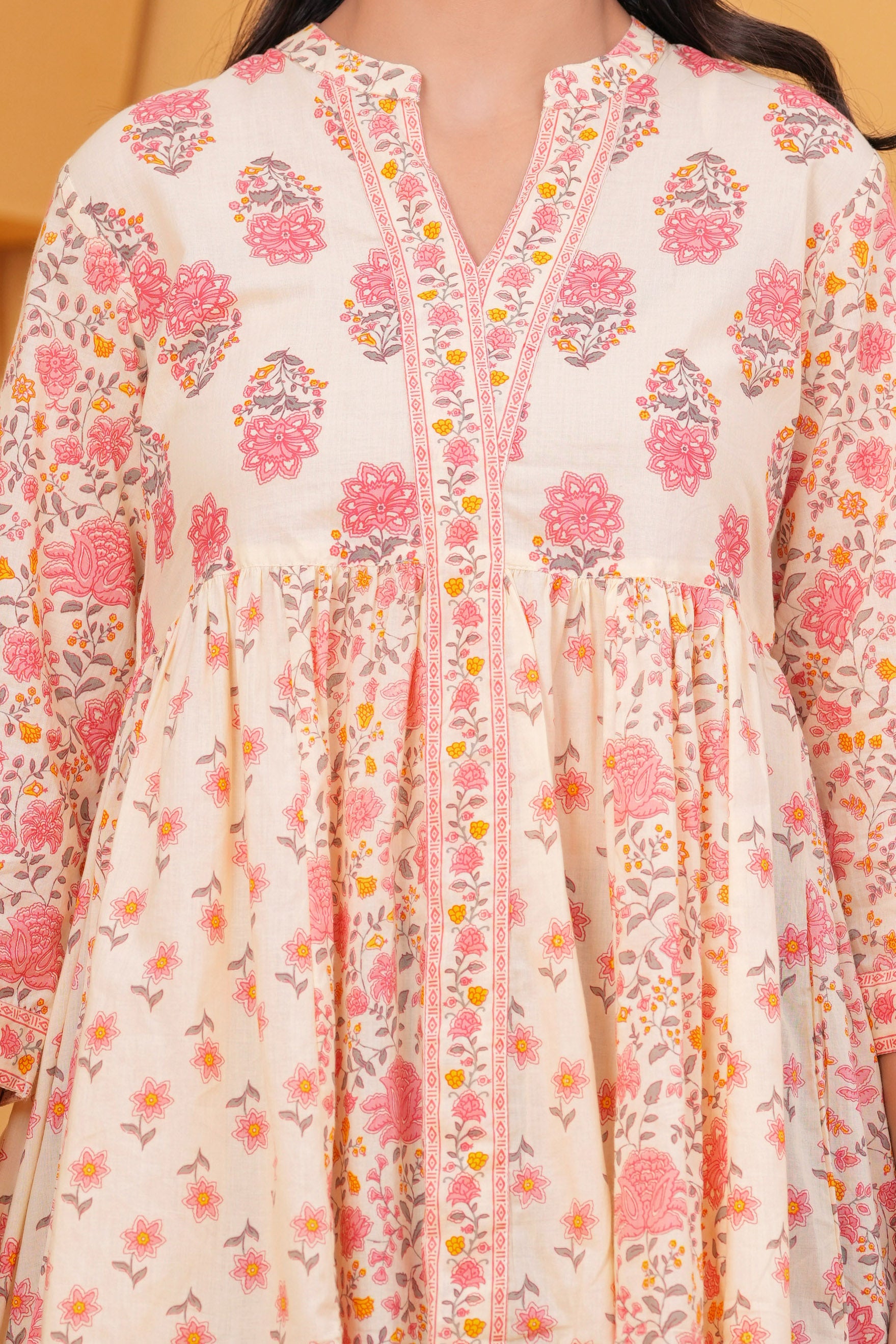 Maluka Women Cotton Pink Floral Printed Top