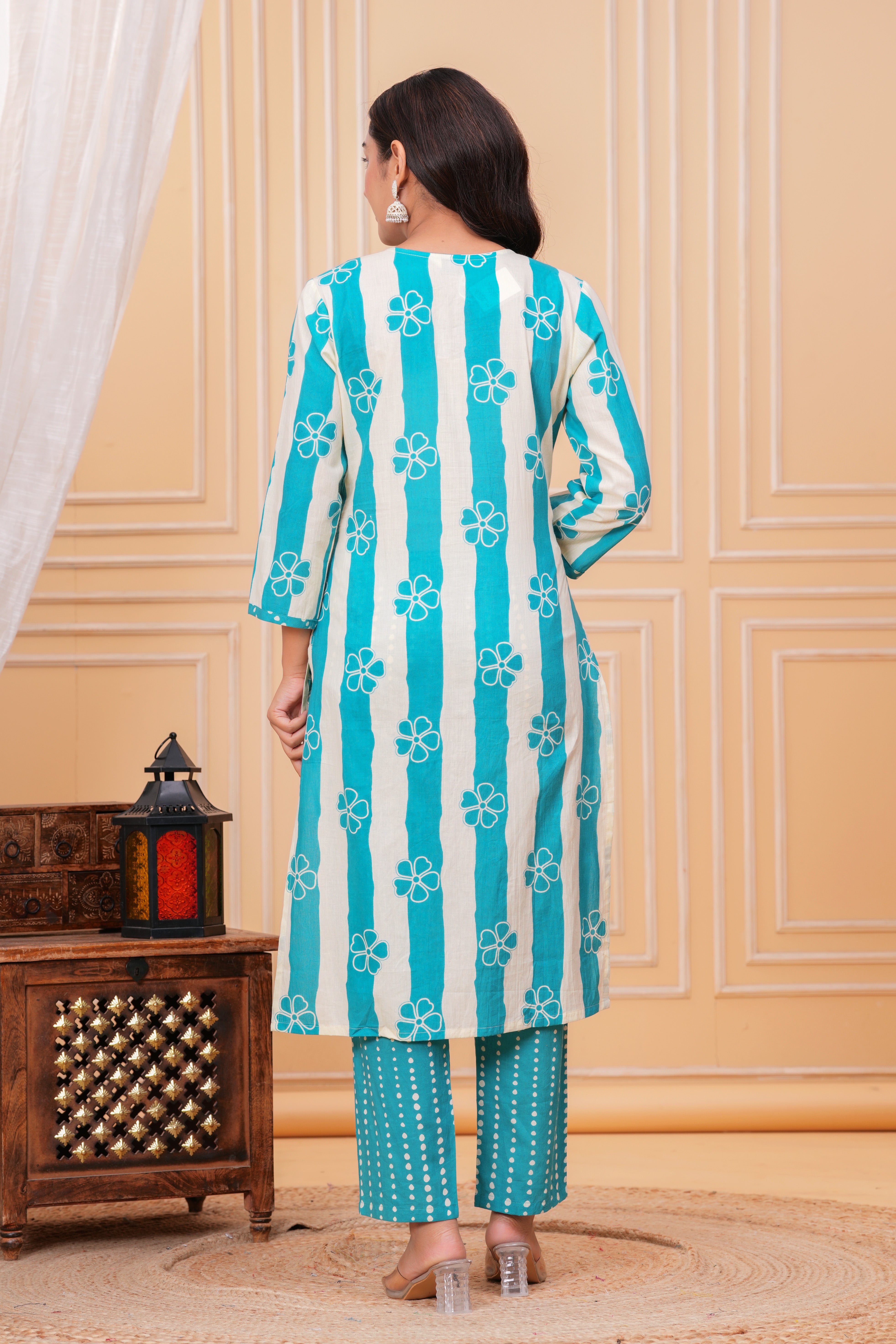 Maluka Women Cotton Floral Printed Kurta Pant Duptta Set