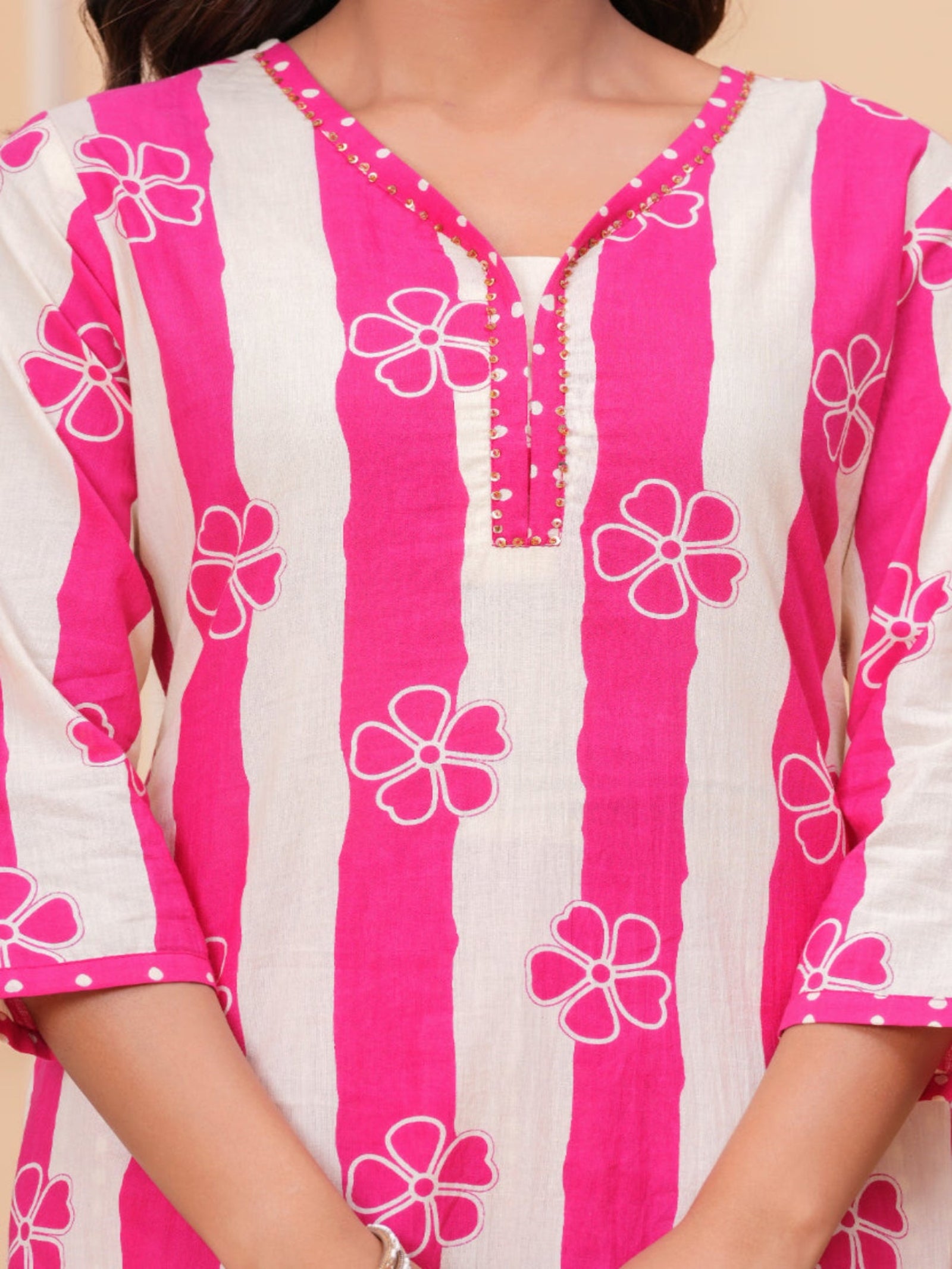 Maluka Women Cotton Floral Printed Kurta Pant Duptta Set