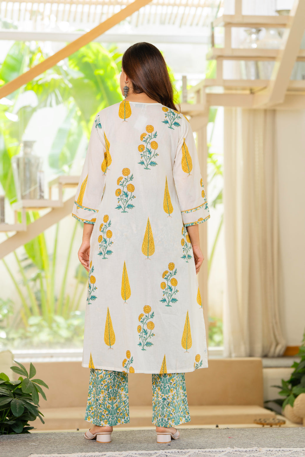 Maluka Women Yellow White Cotton Kurta Pant Duptta Set