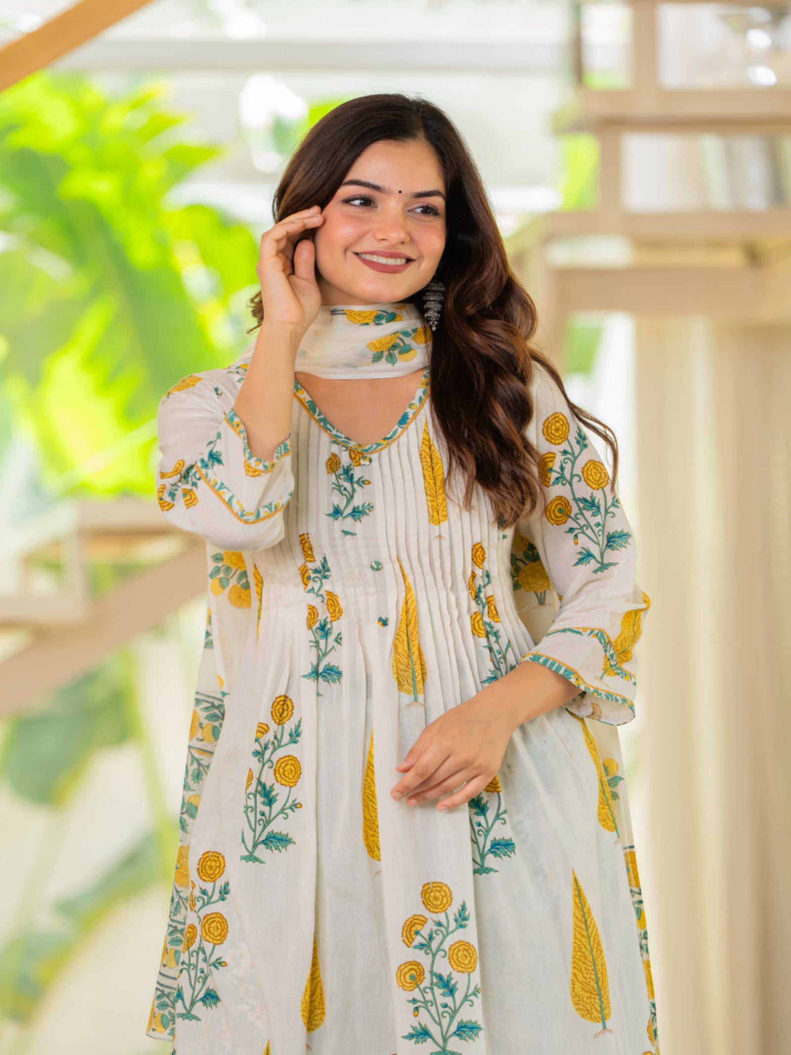 Maluka Women Yellow White Cotton Kurta Pant Duptta Set