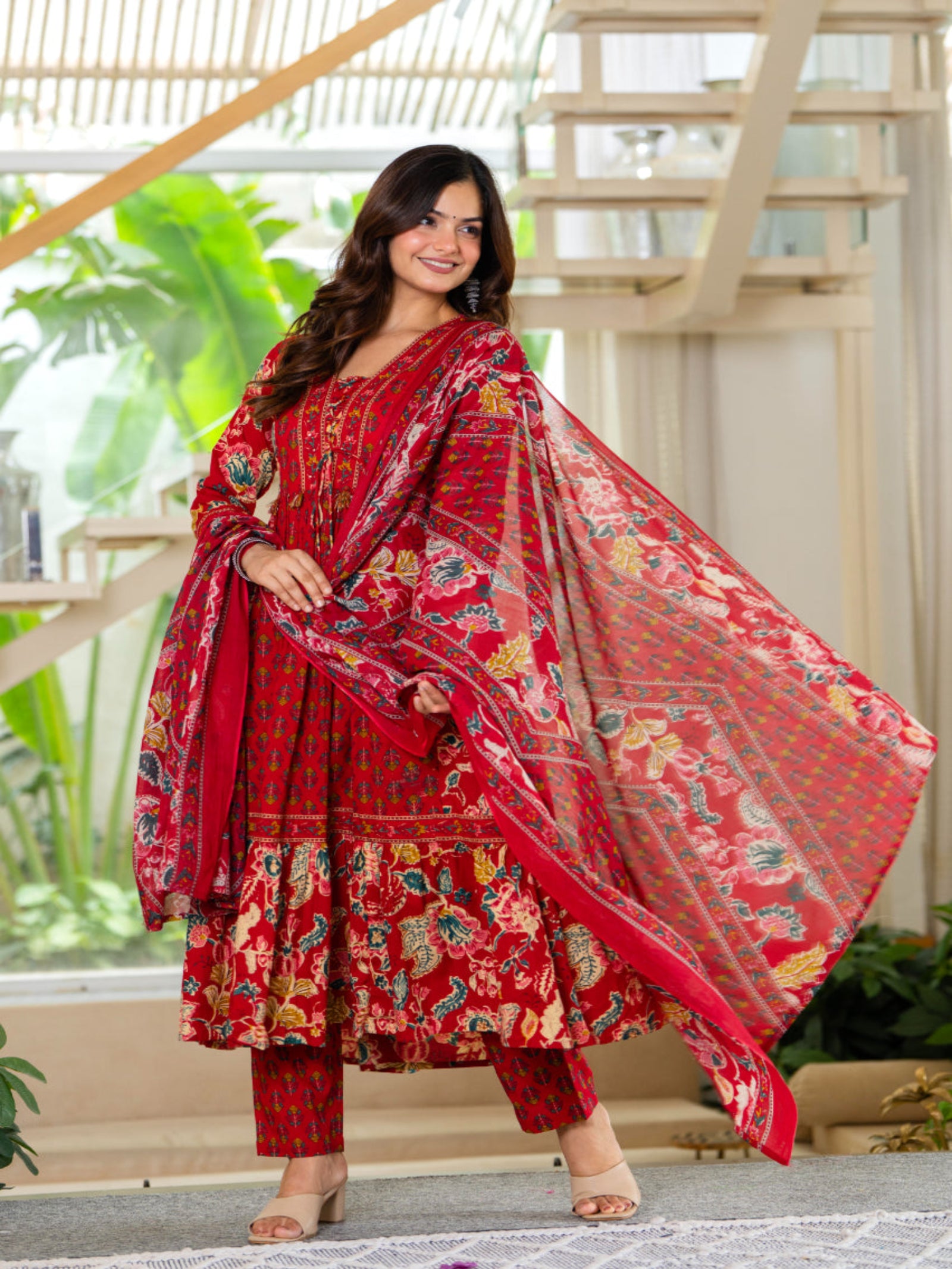 Maluka Women Red Cotton Kurta Pant Duptta Set