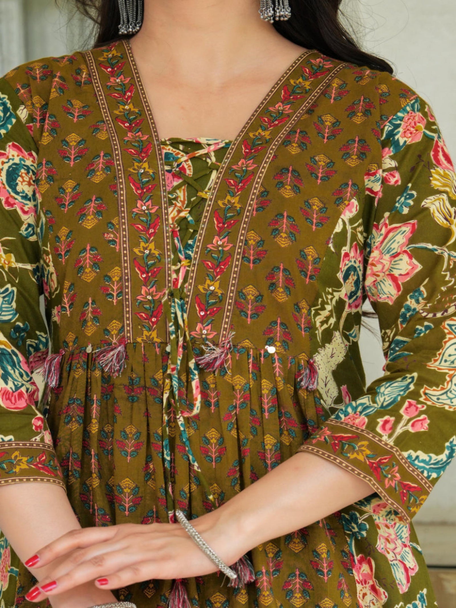 Maluka Women Mehndi Cotton Kurta Pant Duptta Set