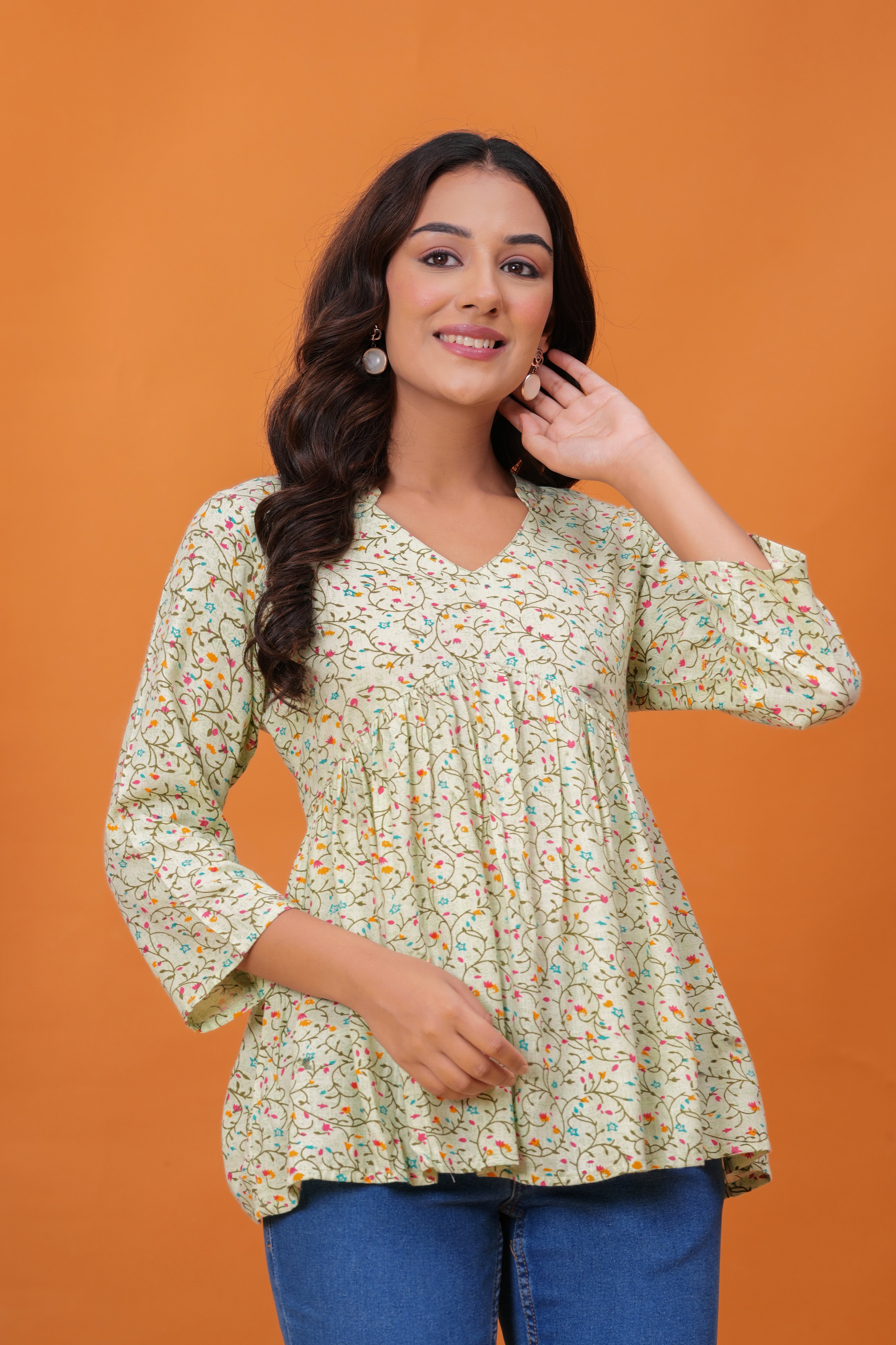 Maluka Women Reyon Green Floral Printed Top