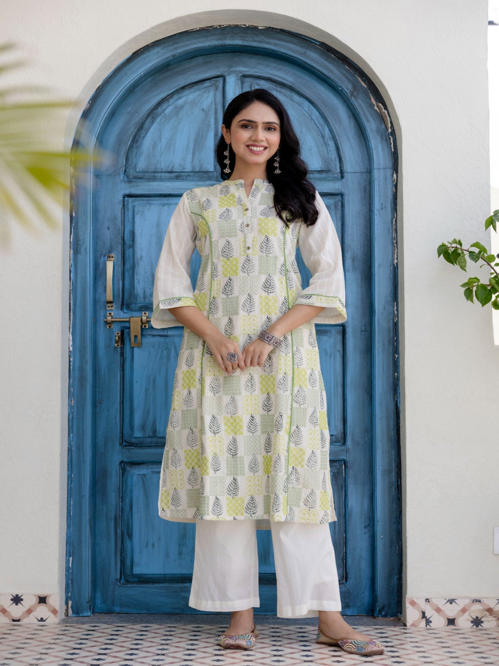 Maluka Women Green Cotton Emb. Kurta Pant Duptta Set