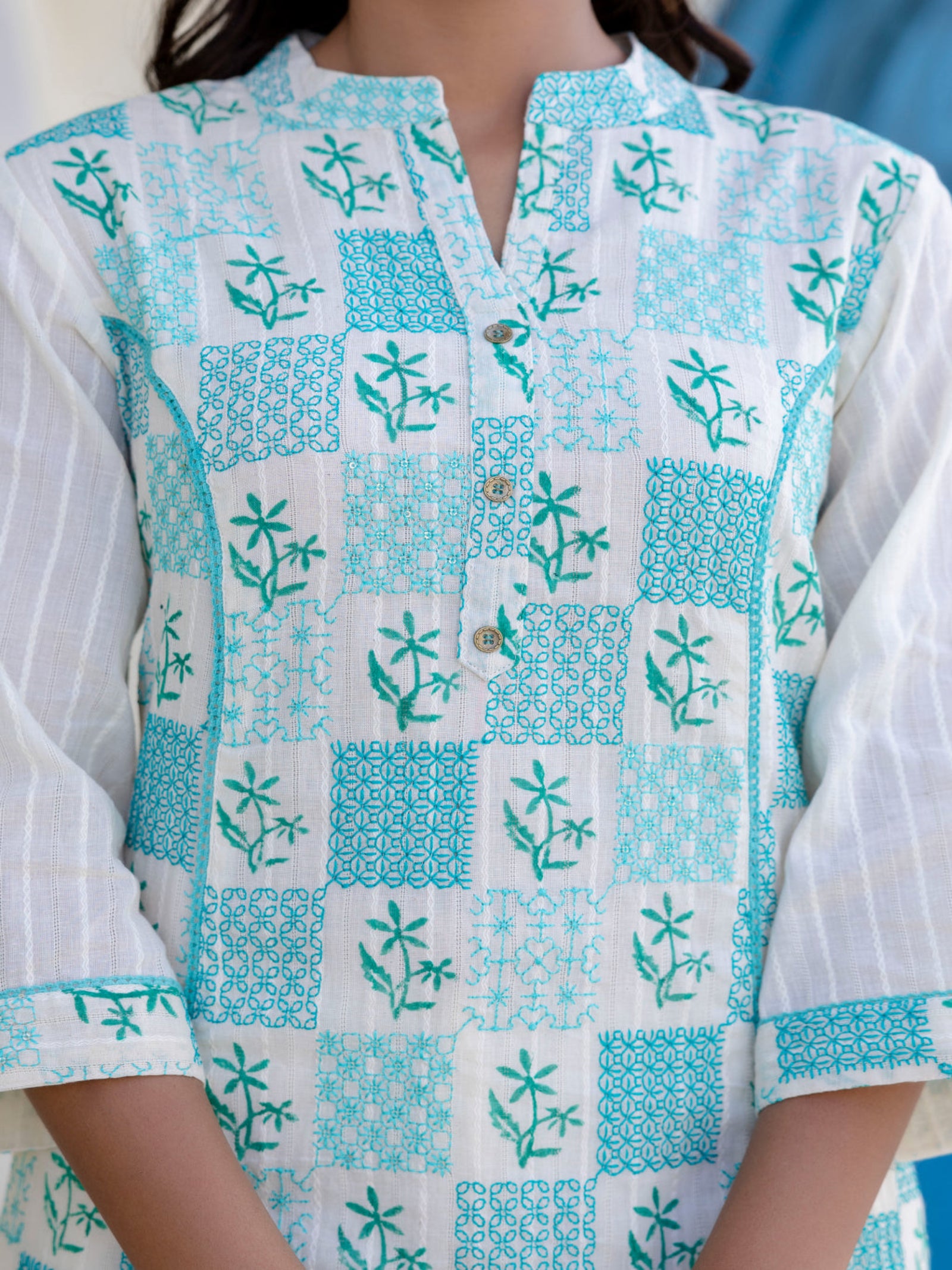 Maluka Women Light Green Cotton Emb. Kurta Pant Duptta Set