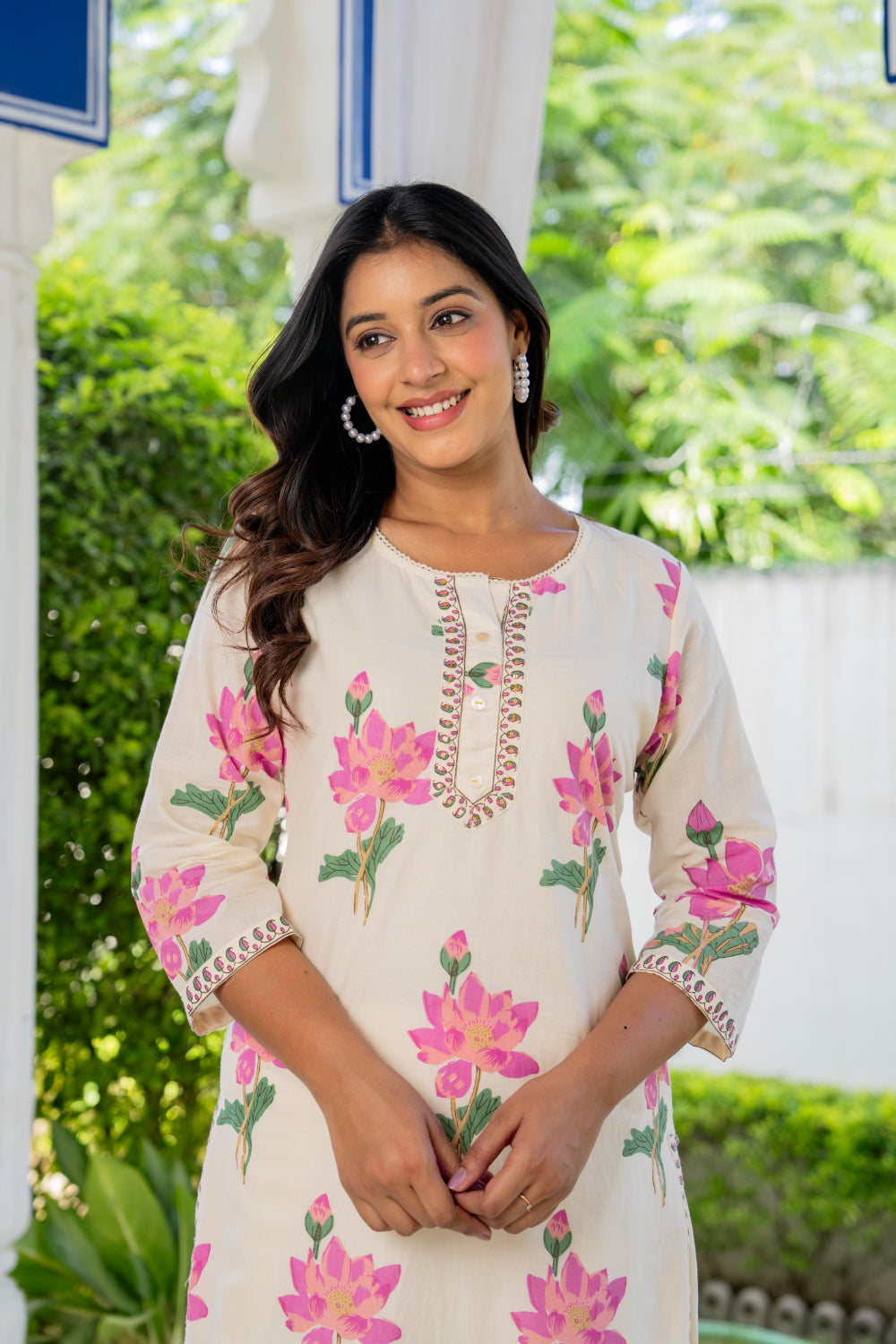 Maluka Women Cotton Floral Printed Kurta Pant Set