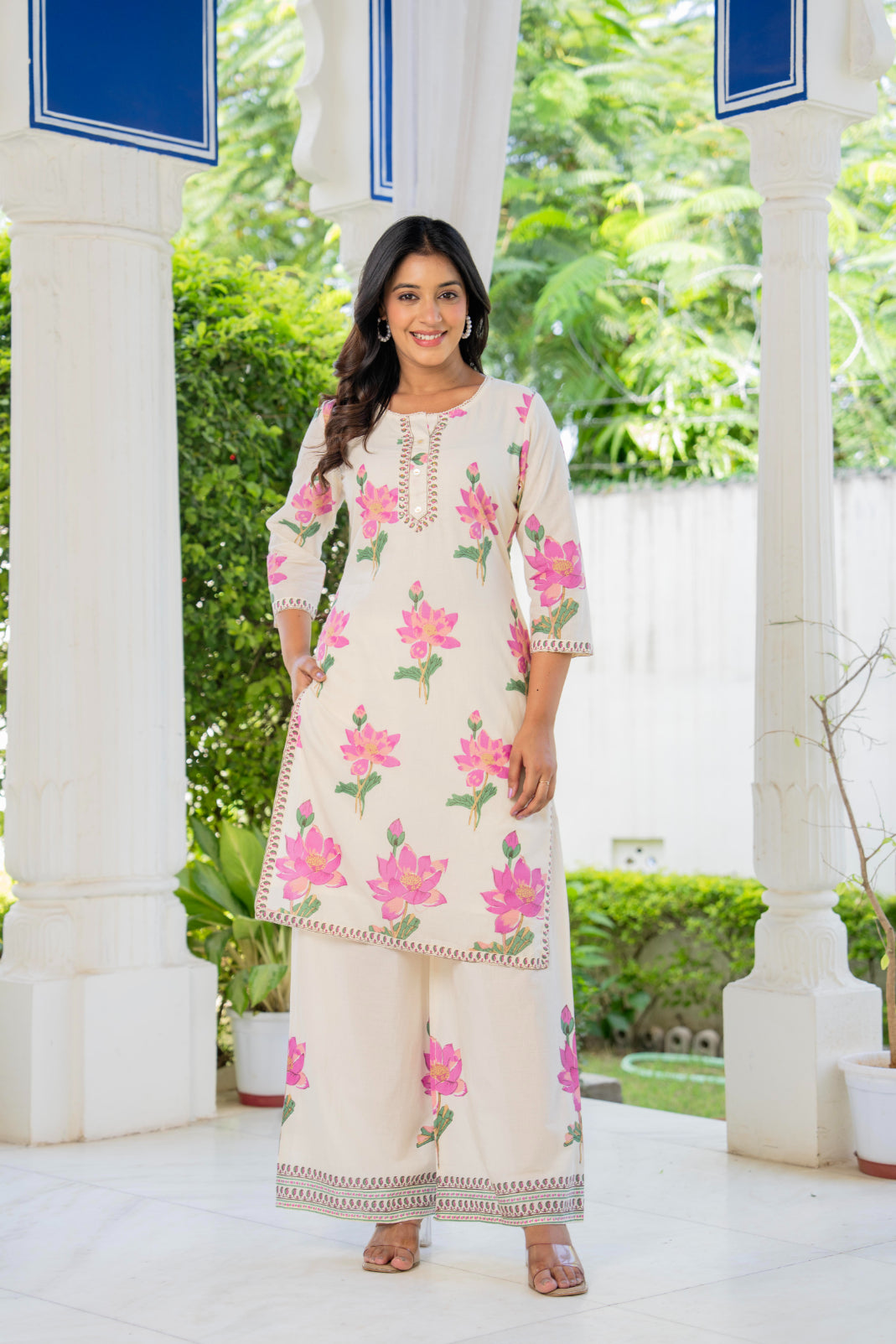 Maluka Women Cotton Floral Printed Kurta Pant Set