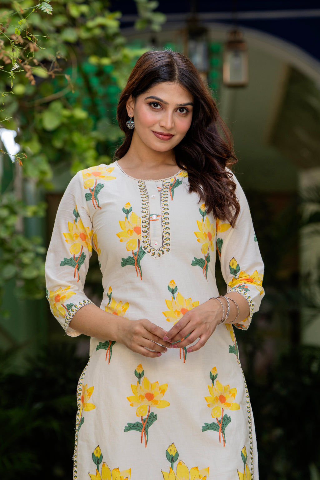 Maluka Women Cotton Floral Printed Kurta Pant Set
