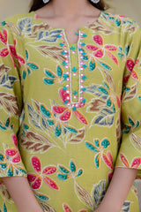 Maluka Women Green Cotton Kurta Pant Duptta Set