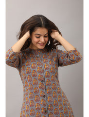 Maluka Women’s A-Line Cotton Floral Print Kurta with Button Work, 3/4 Sleeve & Mandarin Collar