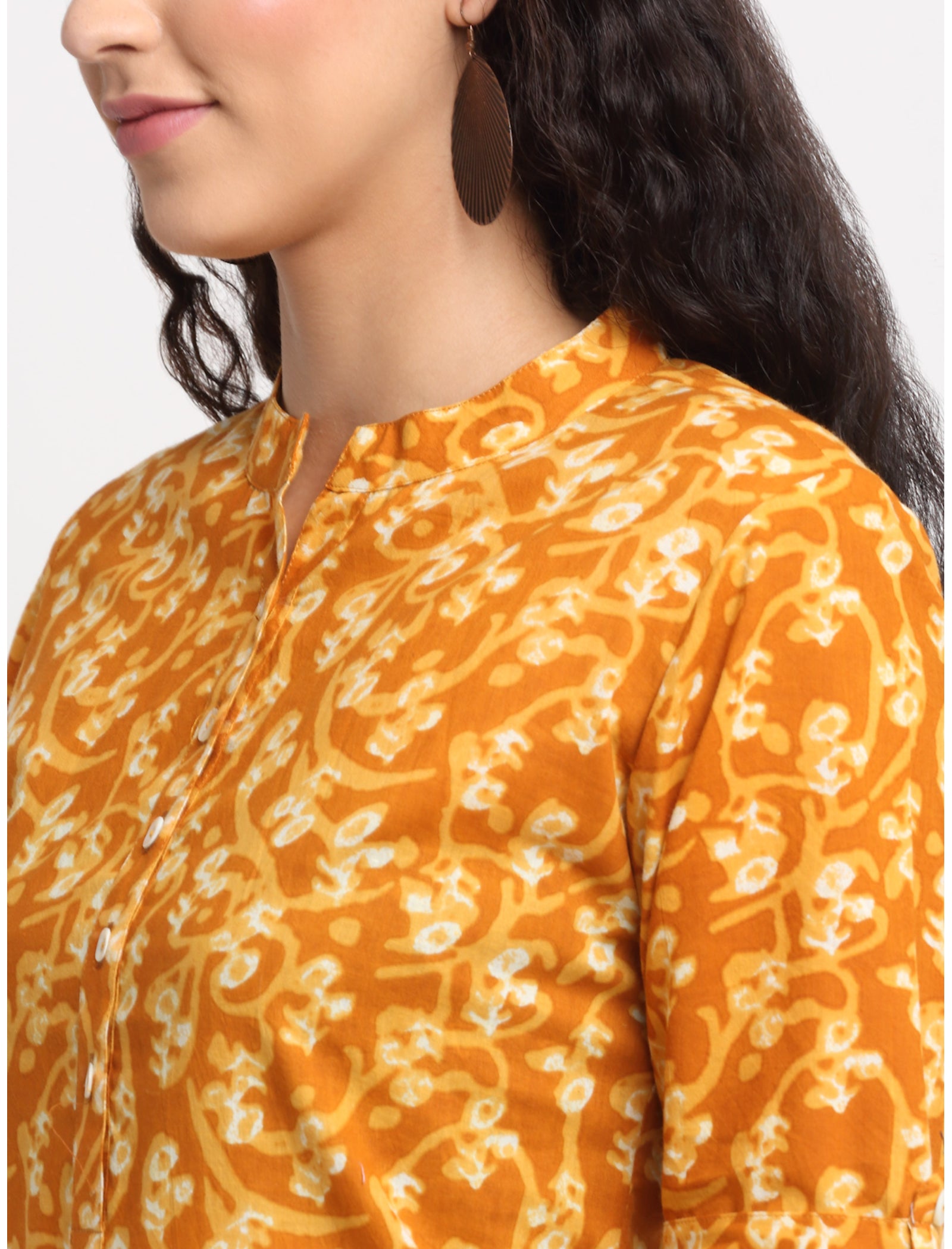 Maluka Women’s Mustard Cotton Kalamkari Print Kurta with Short Sleeve & Mandarin Collar