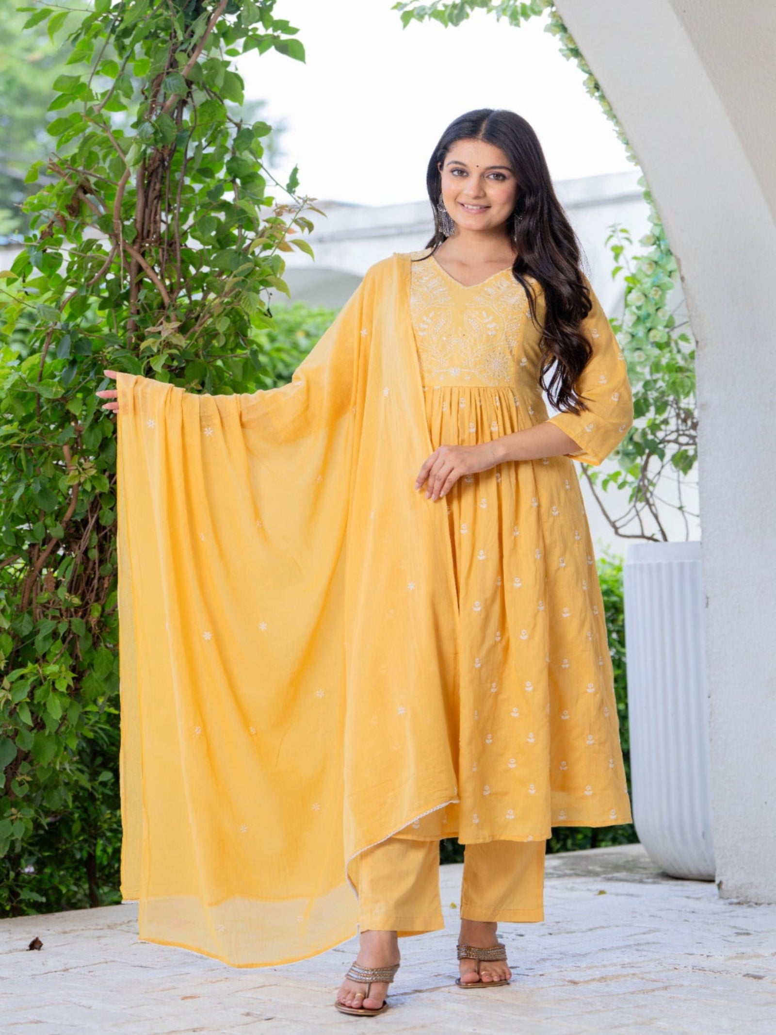 Maluka Women Cotton Yellow Kurta Pant Duptta Set